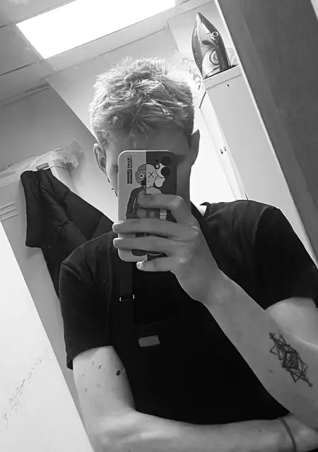 Александр из Магадана, ищу на сайте приятное времяпровождение