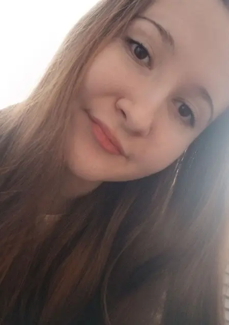 Аня из Тюмени, мне 19, познакомлюсь на одну ночь