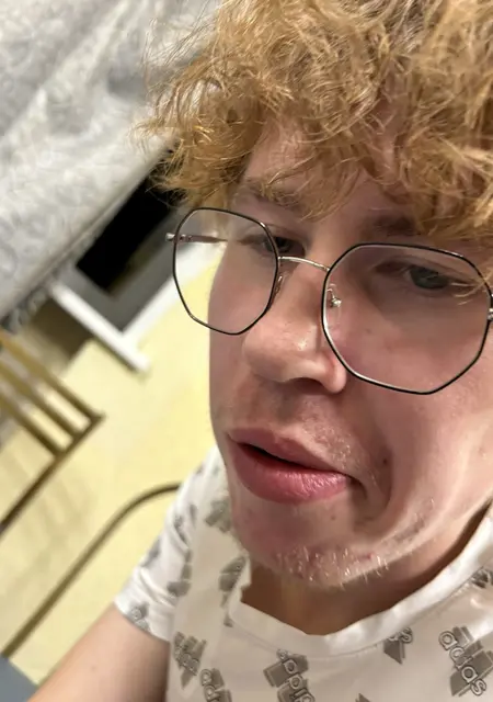 Лиза Микк из Череповца, ищу на сайте открытые отношения