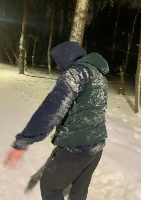 Артём из Владикавказа, мне 19, познакомлюсь на одну ночь