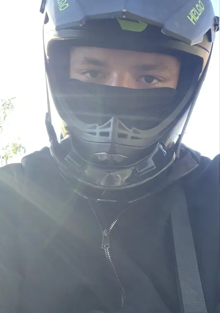 Кирилл из Нижнего Новгорода, мне 19, познакомлюсь без обязательств