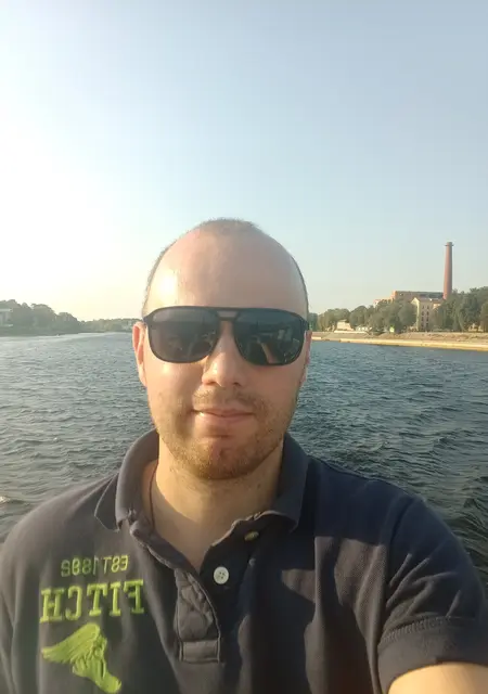 Я Макс, 36, из Невеля, ищу знакомства на одну ночь