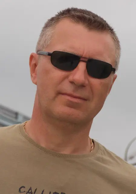 Влад из Севастополя, ищу на сайте знакомства на одну ночь