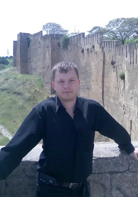 Роман из Витязева, мне 42, познакомлюсь на одну ночь