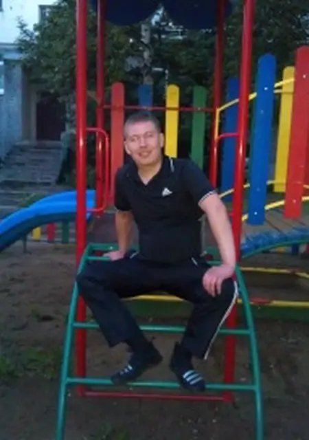 Сергей из Сыктывкара, ищу на сайте знакомства на одну ночь