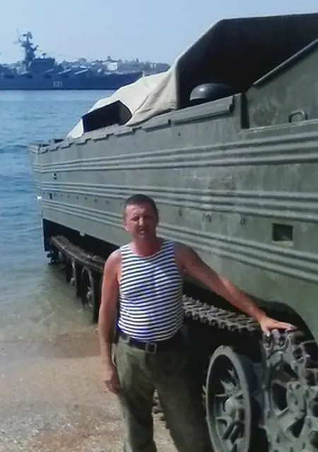 Я Владимир, 52, из Челябинска, ищу знакомства на одну ночь