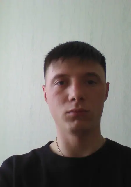 Максим из Арсеньева, ищу на сайте знакомства на одну ночь