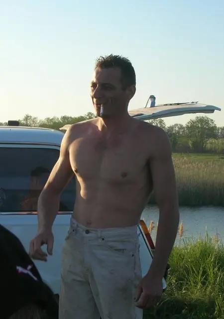 Сергей из Сургута, ищу на сайте знакомства на одну ночь