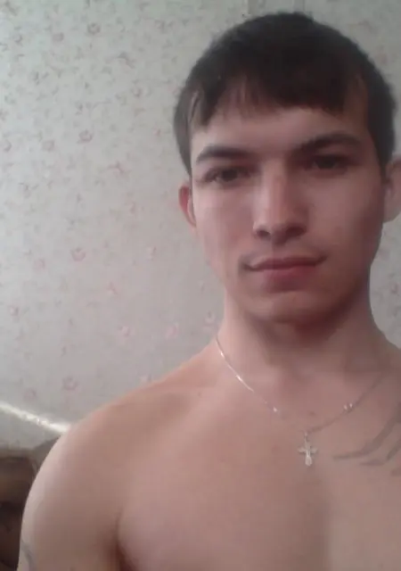 Роман из Коврова, мне 34, познакомлюсь для приятного времяпровождения