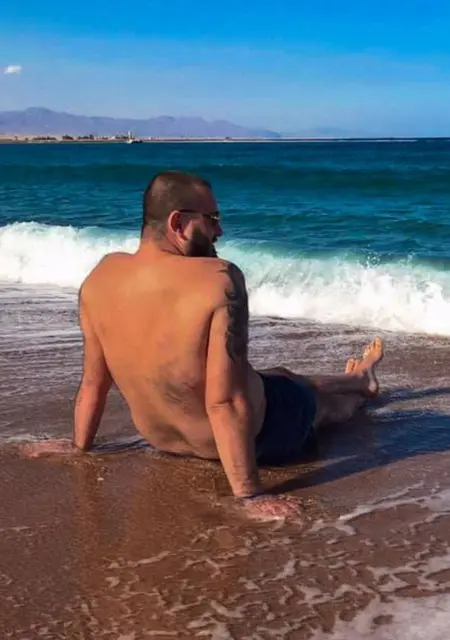 Саша из Черновцов, ищу на сайте знакомства без обязательств