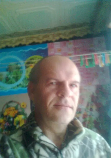 Иван из Каневской, ищу на сайте знакомства без обязательств