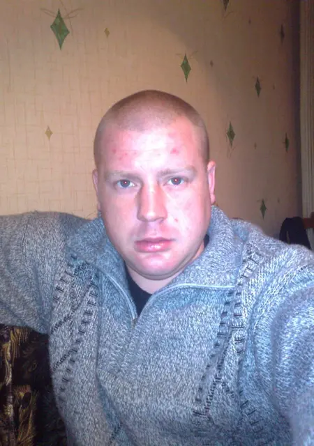 Я Алексей, 40, знакомлюсь для постоянных отношений в Дмитриеве-Льговском