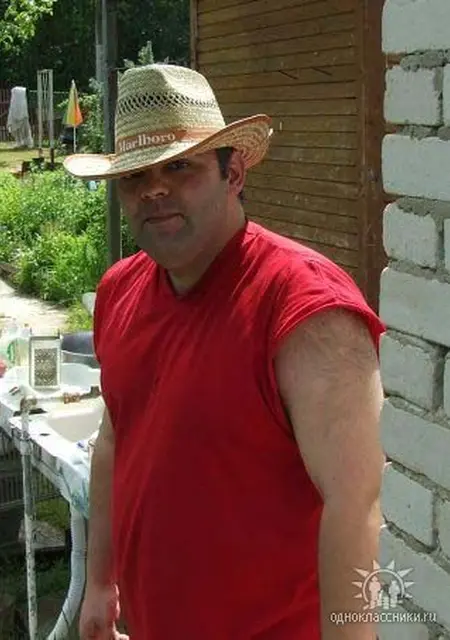 Leonid из Москвы, мне 55, познакомлюсь на одну ночь