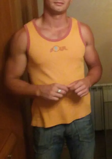 Илюха из Балакова, мне 35, познакомлюсь на одну ночь