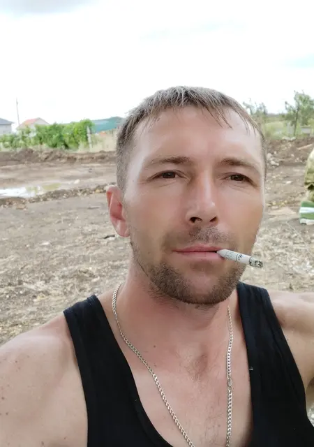 Я Vlad, 38, знакомлюсь на одну ночь в Евпатории