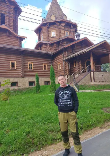 Я Владимир Петров, 53, из Кургана, ищу знакомство для постоянных отношений