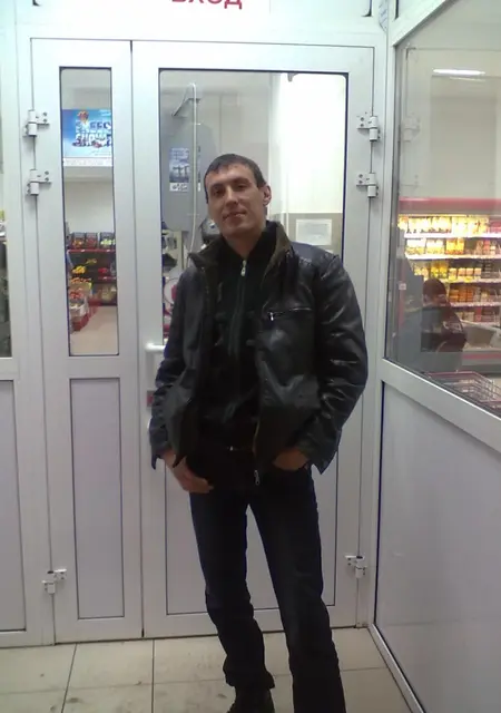 Я Dron, 44, знакомлюсь без обязательств в Миллерове