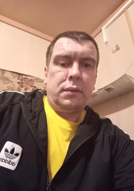 Я Maks, 40, из Екатеринбурга, ищу знакомство для постоянных отношений