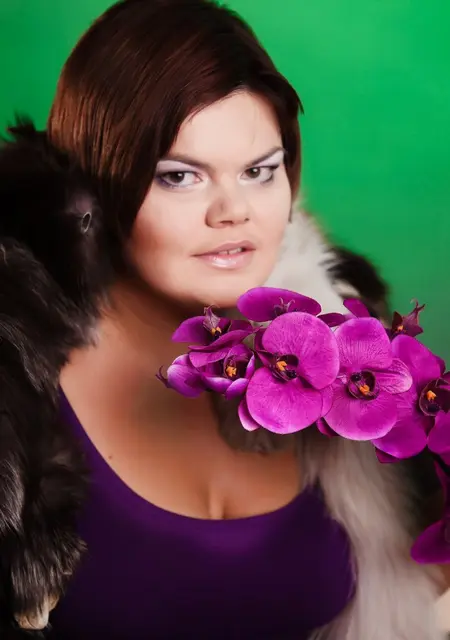 Я Мишель, 40, знакомлюсь без обязательств в Екатеринбурге