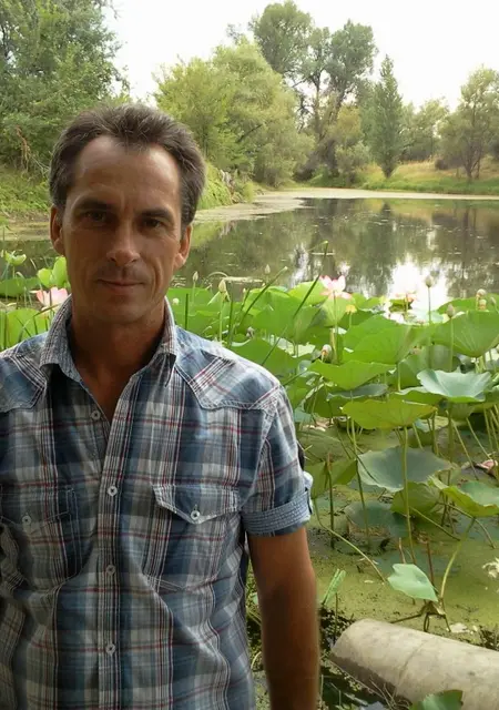 Александр из Волгограда, мне 56, познакомлюсь на одну ночь