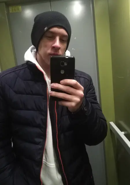 Я Дмитрий, 23, знакомлюсь для приятного времяпровождения в Гродно