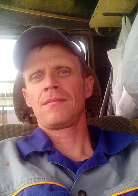 Я Иван, 42, знакомлюсь без обязательств в Новороссийске