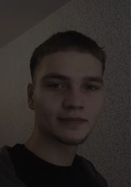 Матвей из Новосибирска, мне 18, познакомлюсь на одну ночь