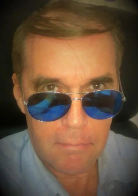 Драйвер из Краснодара, мне 63, познакомлюсь на одну ночь