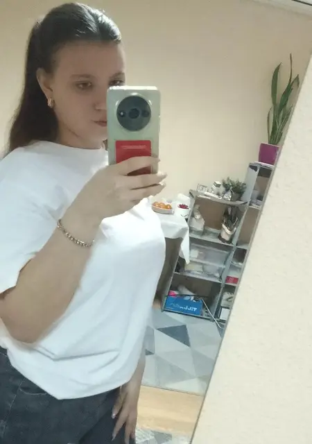 Я Anehka, 18, из Сочи, ищу знакомство для постоянных отношений