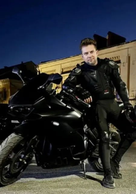 Alex из Калуги, ищу на сайте общение