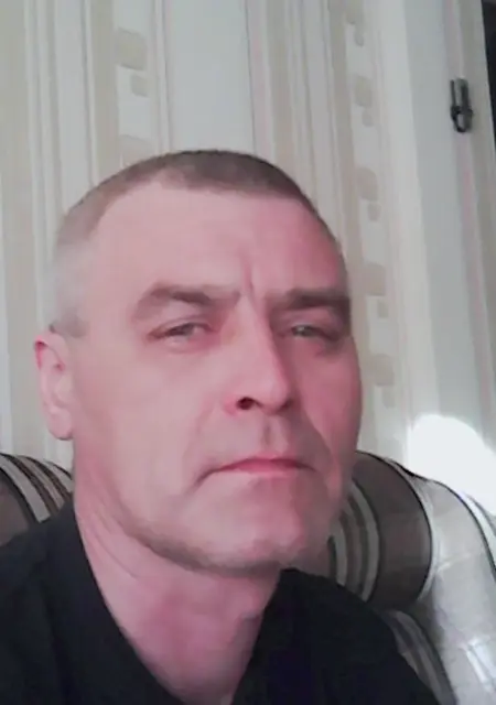 Алик из Ачинска, мне 53, познакомлюсь на одну ночь