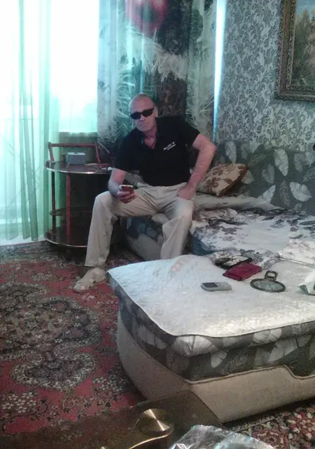 Я Владимир, 54, из Санкт-Петербурга, ищу знакомства на одну ночь