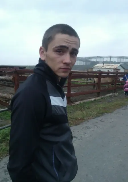 Я Игорь, 36, знакомлюсь на одну ночь в Пскове