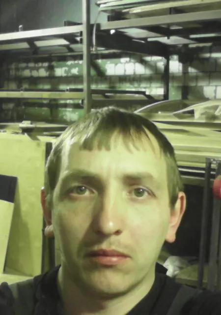 Я Максим, 42, из Костромы, ищу знакомства на одну ночь