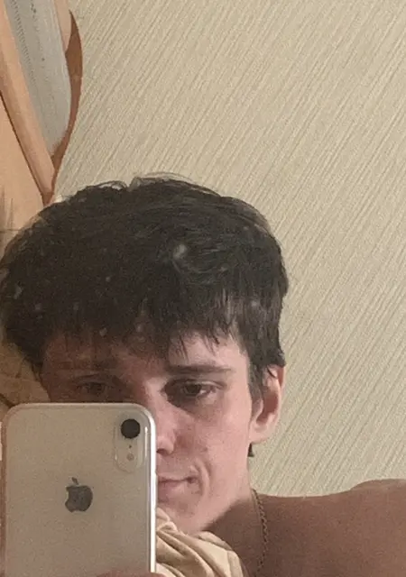 Артемий из Анапы, ищу на сайте дружбу