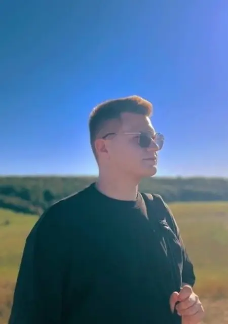 Никита из Москвы, мне 25, познакомлюсь без обязательств