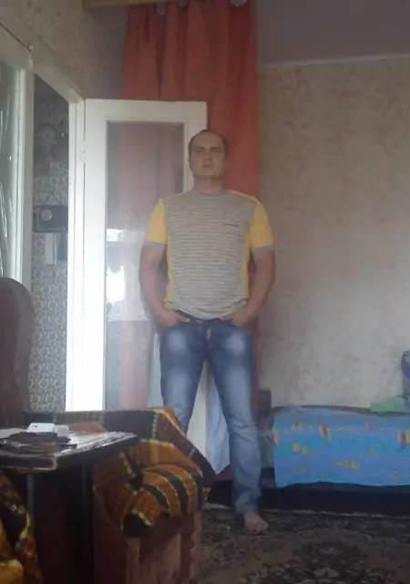 Я Андрей, 39, из Брянска, ищу знакомства без обязательств