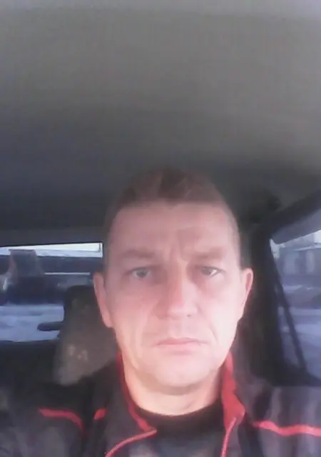 Владимир из Кемерово, ищу на сайте знакомства без обязательств