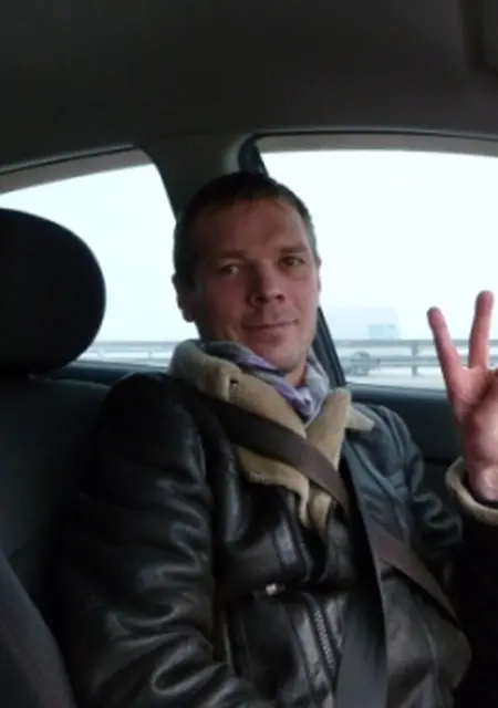 Александр из Жуковского, мне 46, познакомлюсь без обязательств