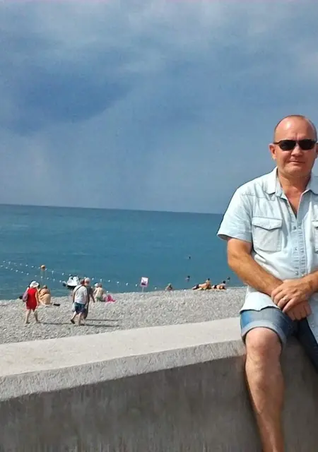Я Игорь, 55, из Сочи, ищу знакомства без обязательств