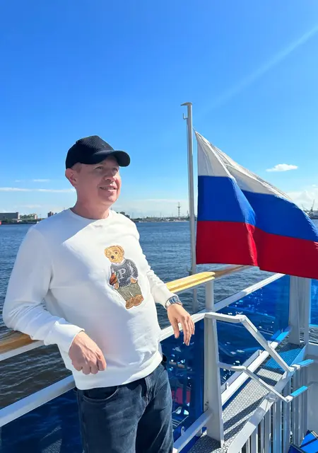 Михаил из Кирова, мне 48, познакомлюсь для постоянных отношений