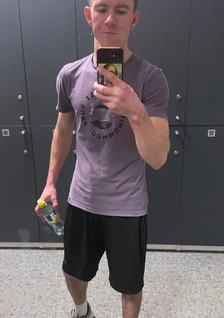 Антон из Каменска, мне 30, познакомлюсь без обязательств