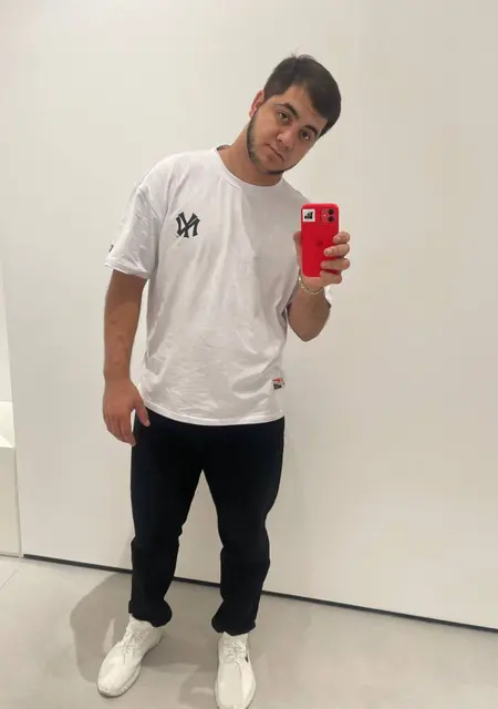 Я Руслан, 21, знакомлюсь на одну ночь в Ногинске