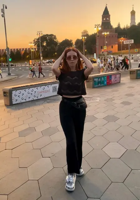 Дина из Тюмени, мне 26, познакомлюсь для открытые отношения