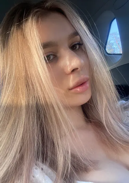 Карина из Воронежа, ищу на сайте дружбу