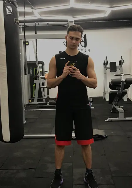 Я Павел, 24, из Канаша, ищу знакомство для дружбы