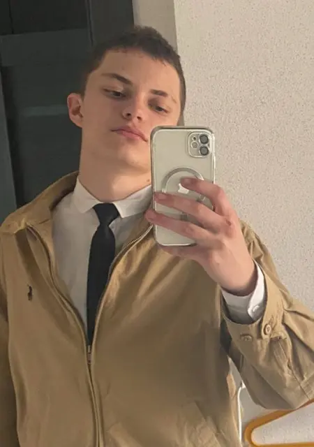 Я Matvey, 18, знакомлюсь без обязательств в Воронеже