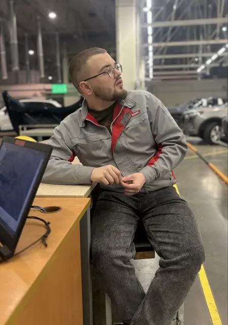 Я Константин, 25, из Донского, ищу знакомства без обязательств