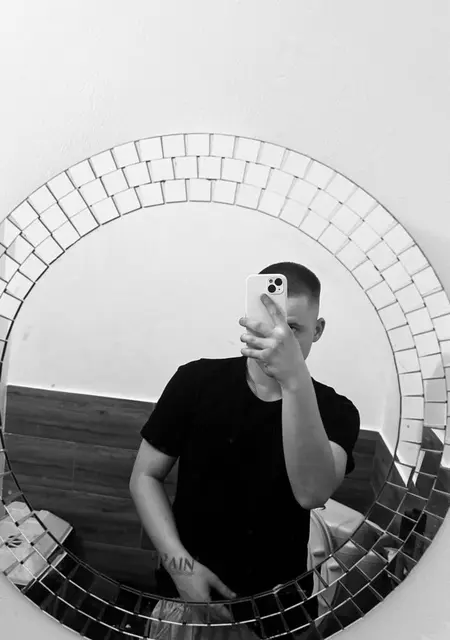 Я Марк, 18, знакомлюсь без обязательств в Челябинске