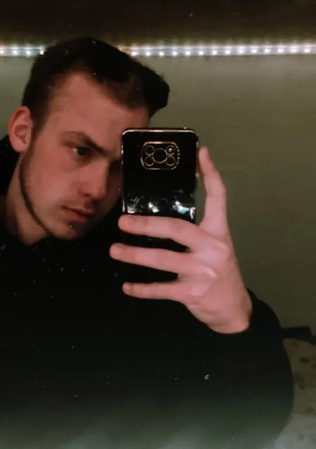 Я Виталий, 21, знакомлюсь для постоянных отношений в Севастополе